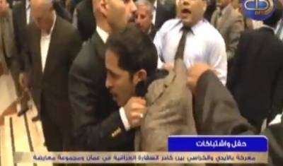 بالفيديو .. السفير العراقي عن المحامي النجداوي هذا محامي الطاغية جيبوه  .. واسماء المعتدين