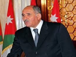 يحدث في مدرسة سما السرحان .. معلمة تعتدي على طفل فيتم نقله لشعبة اخرى ارضاءً لها .. ومطالبات بتوزير د. ذنيبات في الصومال !!