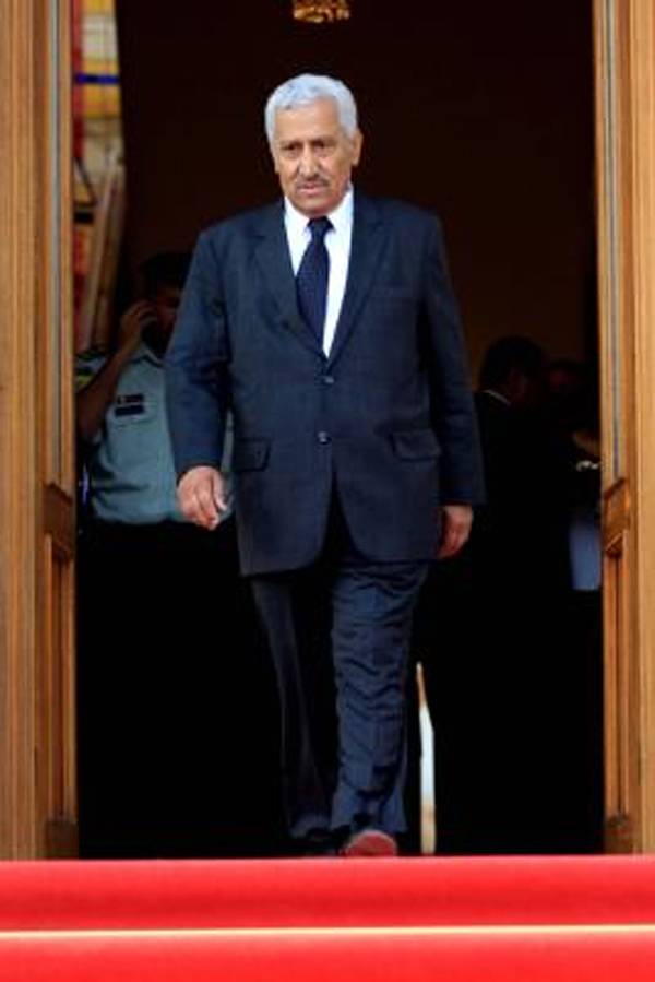 مادا يفعل النسور في الدوار الرابع ؟!