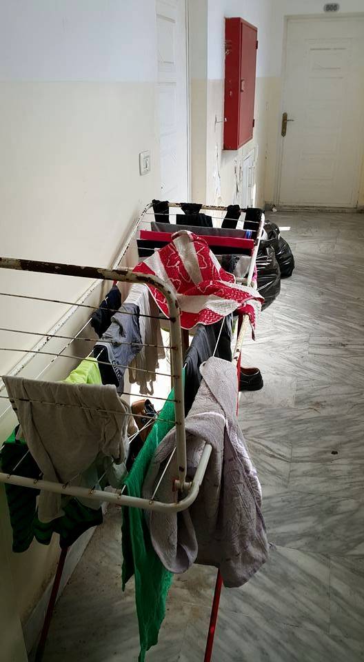 بالصور .. أمام الأجهزة الأمنية صاحبة الاختصاص .. ماذا يحدث في مكاتب شارع المدينة المنورة ؟؟