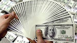 الدولار ينخفض لأدنى مستوى في 10 أشهر