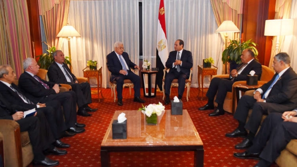عباس إلى مصر لبحث القضية الفلسطينية مع السيسي