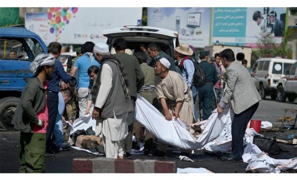 15 قتيلاً بهجوم انتحاري خلال مراسم تشييع في أفغانستان
