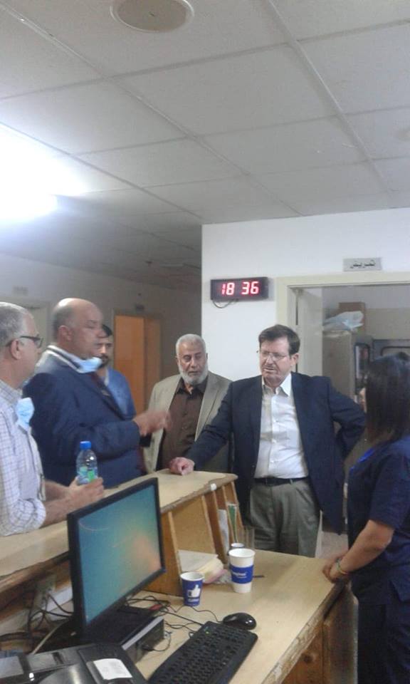 الشياب يتفقد مستشفى الامير حسين