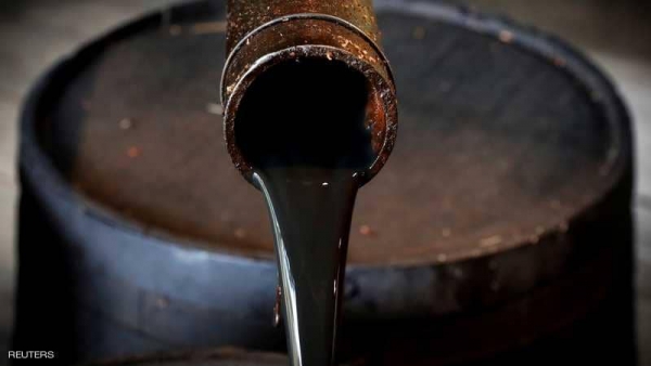 النفط يرتفع مع اقتراب عقوبات إيران