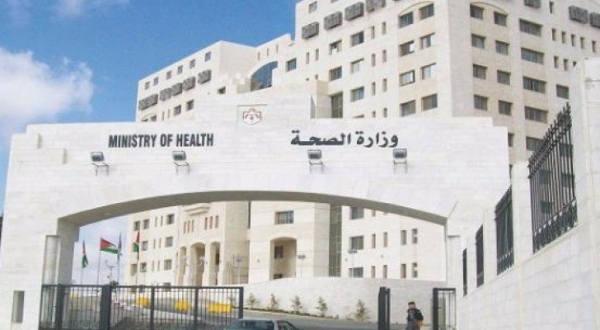 السمهوري يطالب الحكومة بتعديل نظام المستشفيات الخاصة .. والزامها بالتسعيرة الرسمية