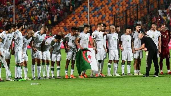 نجم الجزائر والبطولة الإفريقية يستعد للانضمام إلى ميلان