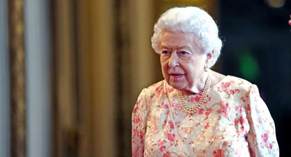 الملكة إليزابيث مستاءة من السياسيين البريطانيين