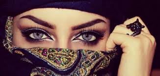 أجمل ما قيل من شعر عربي في العيون