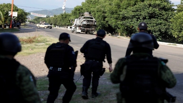 مقتل 15 شخصا بتبادل للنار في المكسيك