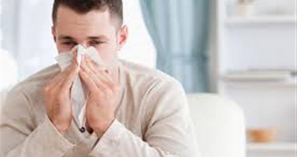 كيف تفرّق بين كورونا والإنفلونزا ونزلة البرد؟!