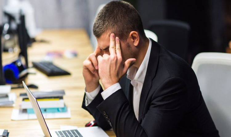 تخبط اداري في مؤسسة صحية .. فك وتركيب اقسام ومديريات!!