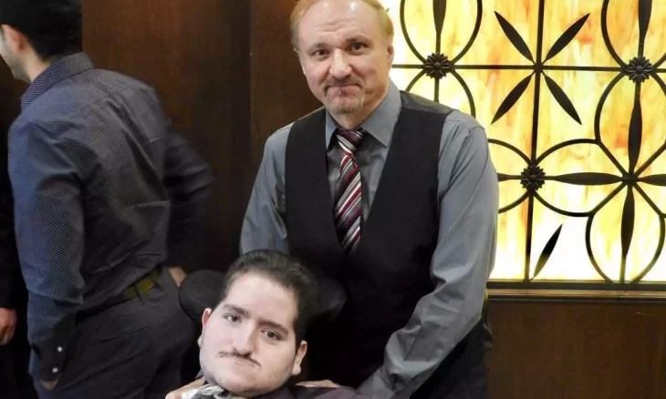 “قسوة لا تُصدق “.. شرطة الهجرة الأمريكية ترفض طلب مهاجر أردني محتجز حضور جنازة ابنه