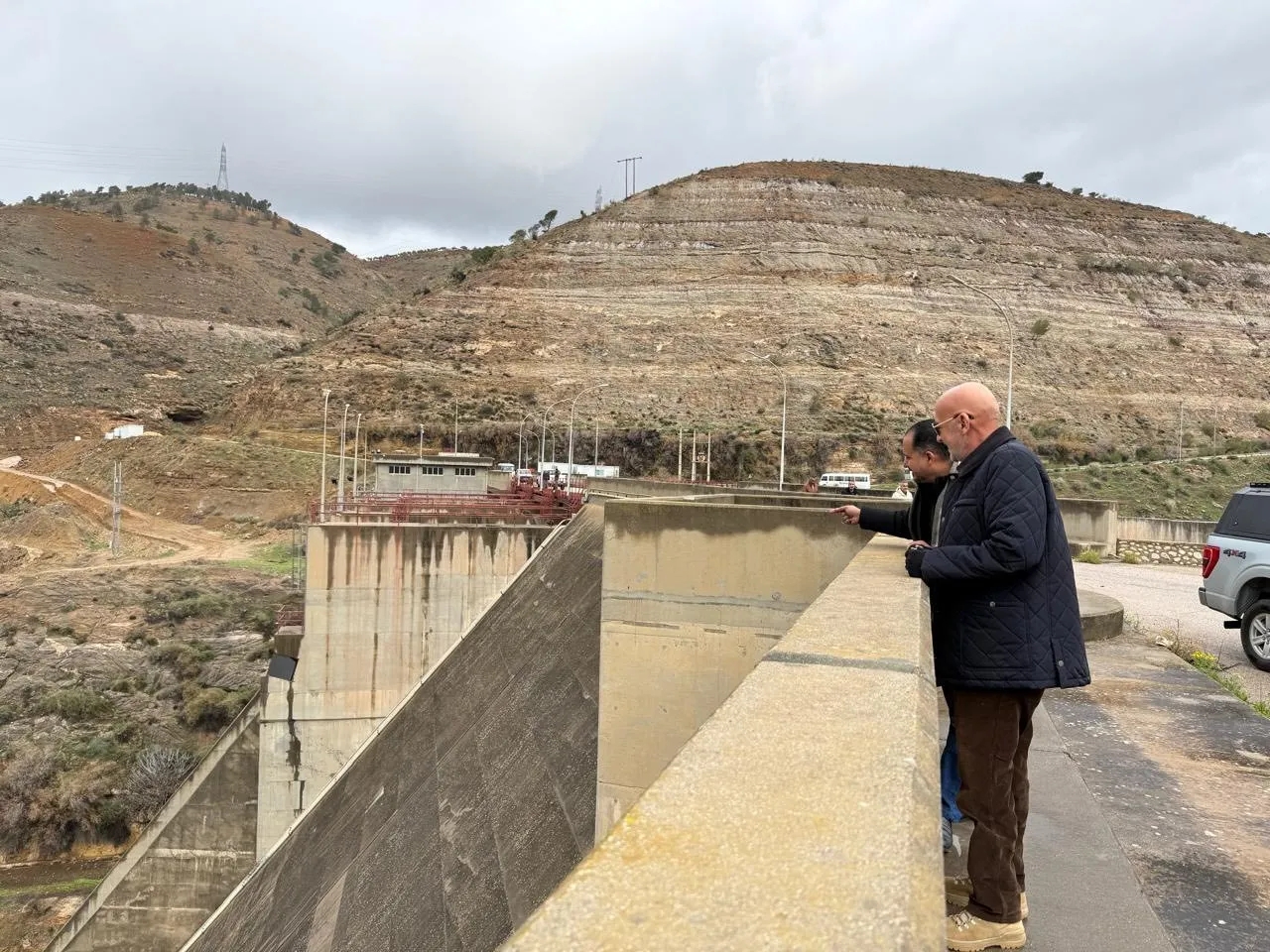 اول سد في المملكة يقترب من الامتلاء