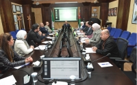 جامعة البترا تناقش دمج الذكاء الاصطناعي والأمن السيبراني في خططها الدراسية