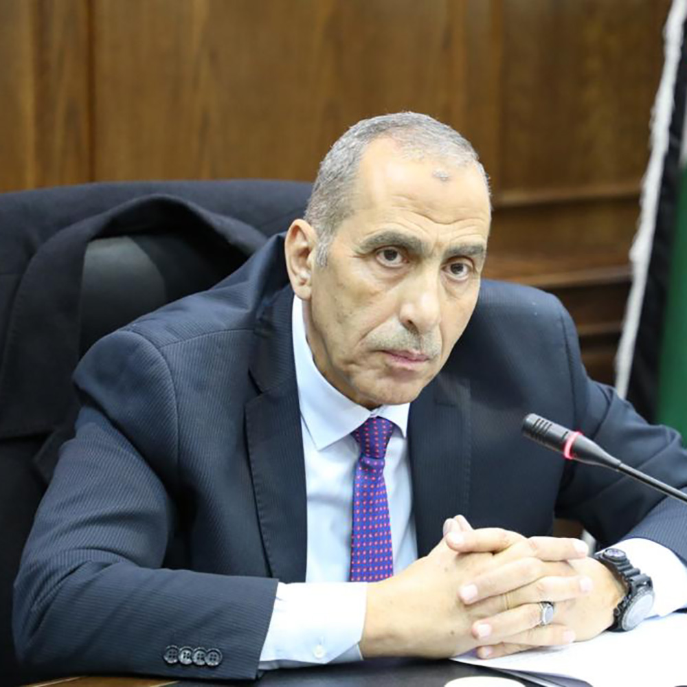 العين الحمود يكتب... وفاءٌ وبيعةٌ وعهدُ السنين