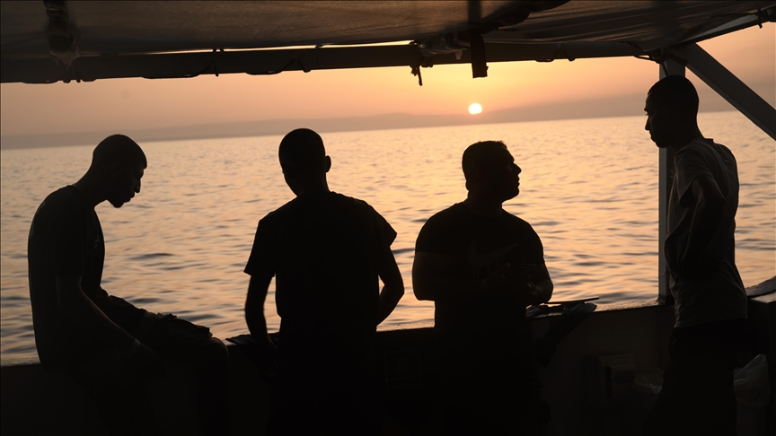 النائب المصري يحذر من هجرة الشباب الأردني