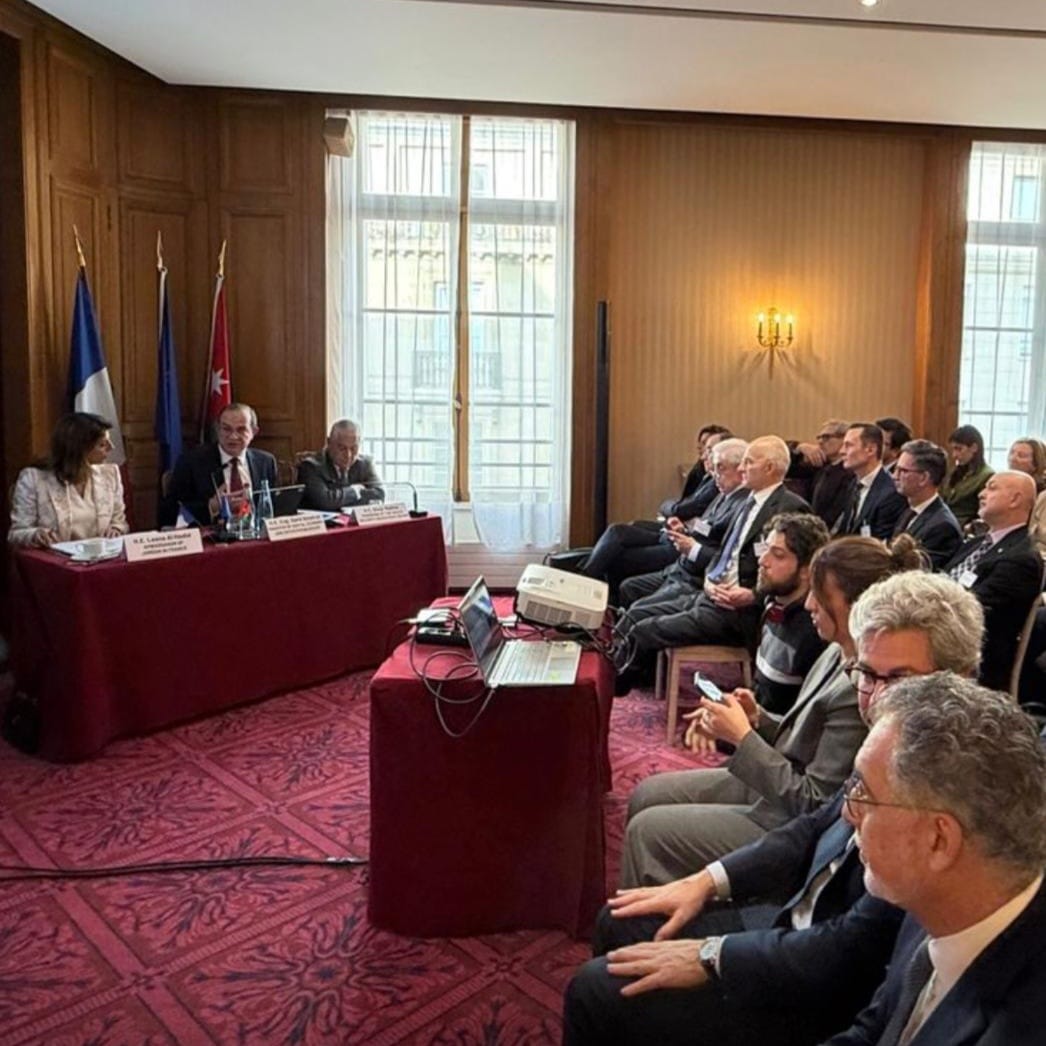 وفد وزاري يقود حراكا مكثفا في باريس تمهيدا لمؤتمر الاستثمار الأردني  الأوروبي