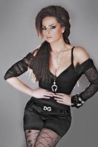 الفنانة ديانا كرزون في فيلم اباحي جديد  صور