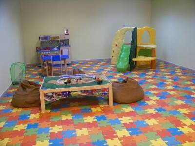 منتجع ينابيع إيفاسون ماعين الحارة وسبا الحواس الست  يعلن افتتاح نادي الاطفال 