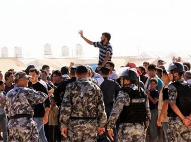 حريق في الزعتري وأعمال شغب