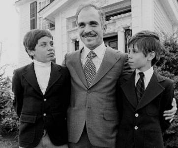 صور تعرض لأول مرة عن نشأة الملك عبدالله الثاني