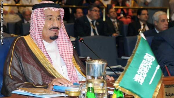 ملك السعودية أول زعيم خليجي يمتلك حساباً بتويتر ويحطم الأرقام