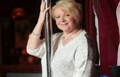 عجوز بريطانية تتباهى بمعاشرتها 3000 رجل