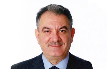 د. عبد الرزاق بني هاني يشتم الاعلامي مصطفى عيروط بالفاظ نابية ويثير استياء النخب الاردنية