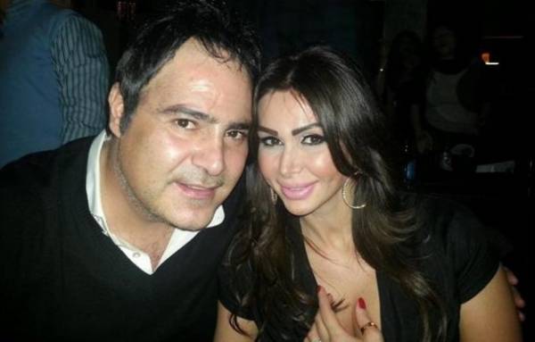 معجبة تطلب يد عاصي الحلاني من زوجته !