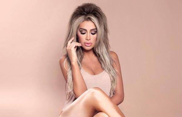 مايا دياب: عارية وأفتخر