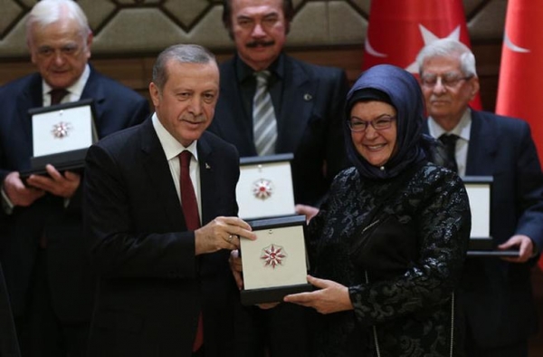 أكاديميّة تركيّة: أردوغان .. “صلاح الدين الأيوبي” لهذا العصر