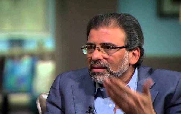 زوجة عميد كلية الاداب تتهم المخرج خالد يوسف بتحرش بها