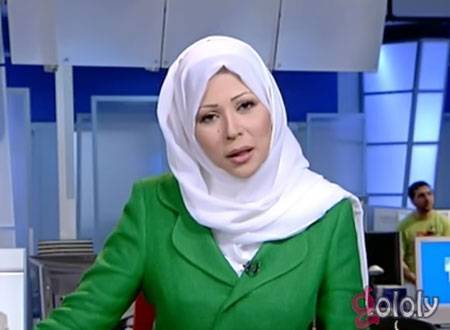 بالفيديو:أزمة بين مذيعة الجزيرة خديجة بن قنة و صحيفة جزائرية بسبب صورة فاضحة