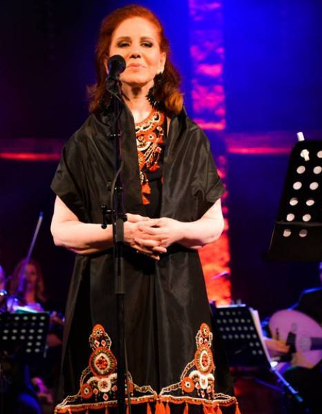 سبب صادم منع ميادة الحناوي من دخول مصر رسمياً لمدة 13 عام