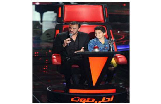 بالفيديو  نجم ذا فويس كيدز يتلو القرآن بخشوع