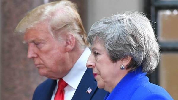 تسريب مراسلات السفير البريطاني تفضح خبايا انسحاب ترامب من الاتفاق النووي مع إيران