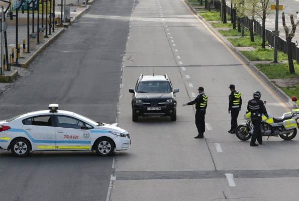 لا قرار حتى الآن بتعديل تعليمات الحظر الشامل أو الجزئي