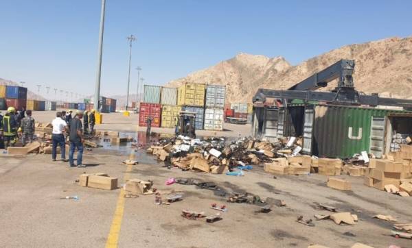 احتراق ثلاث حاويات ألعاب اطفال في العقبة