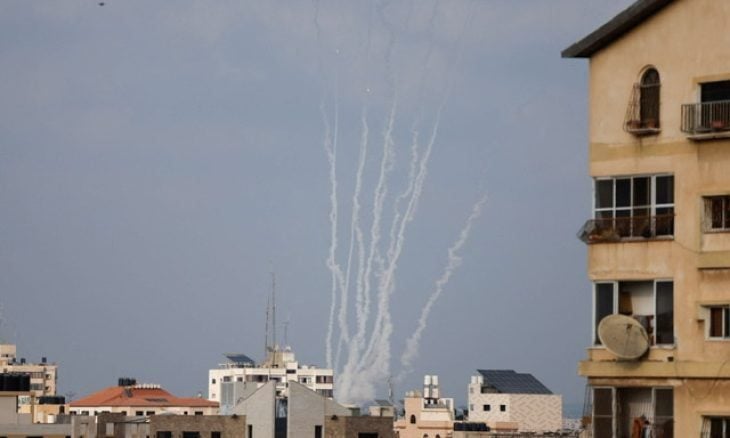 القسام تعلن استهداف موقع تجسس للاحتلال الإسرائيلي وسط غزة