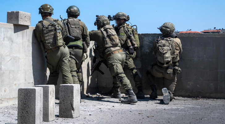 “القسام” تستدرج قوة إسرائيلية وتفجر بها صواريخ “F16”.. فيديوهات تظهر عمليات إجلاء لجنود الاحتلال