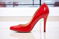 بسبب الغيرة.. سيدة تصيب زوجها ب6 قطب في رأسه في طبربور