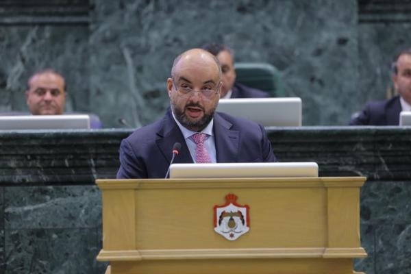 الخشمان يقترح بتعديل قانون الشركات لإنصاف العمال  وثيقة