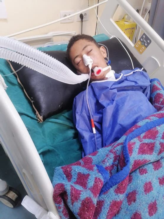 وفاة طالب متفوق تشغل المصريين.. تركه والده بالمدرسة في حالة إعياء