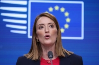 الاتحاد الأوروبي يصعّد ضد إيران وطهران تستدعي 4 سفراء